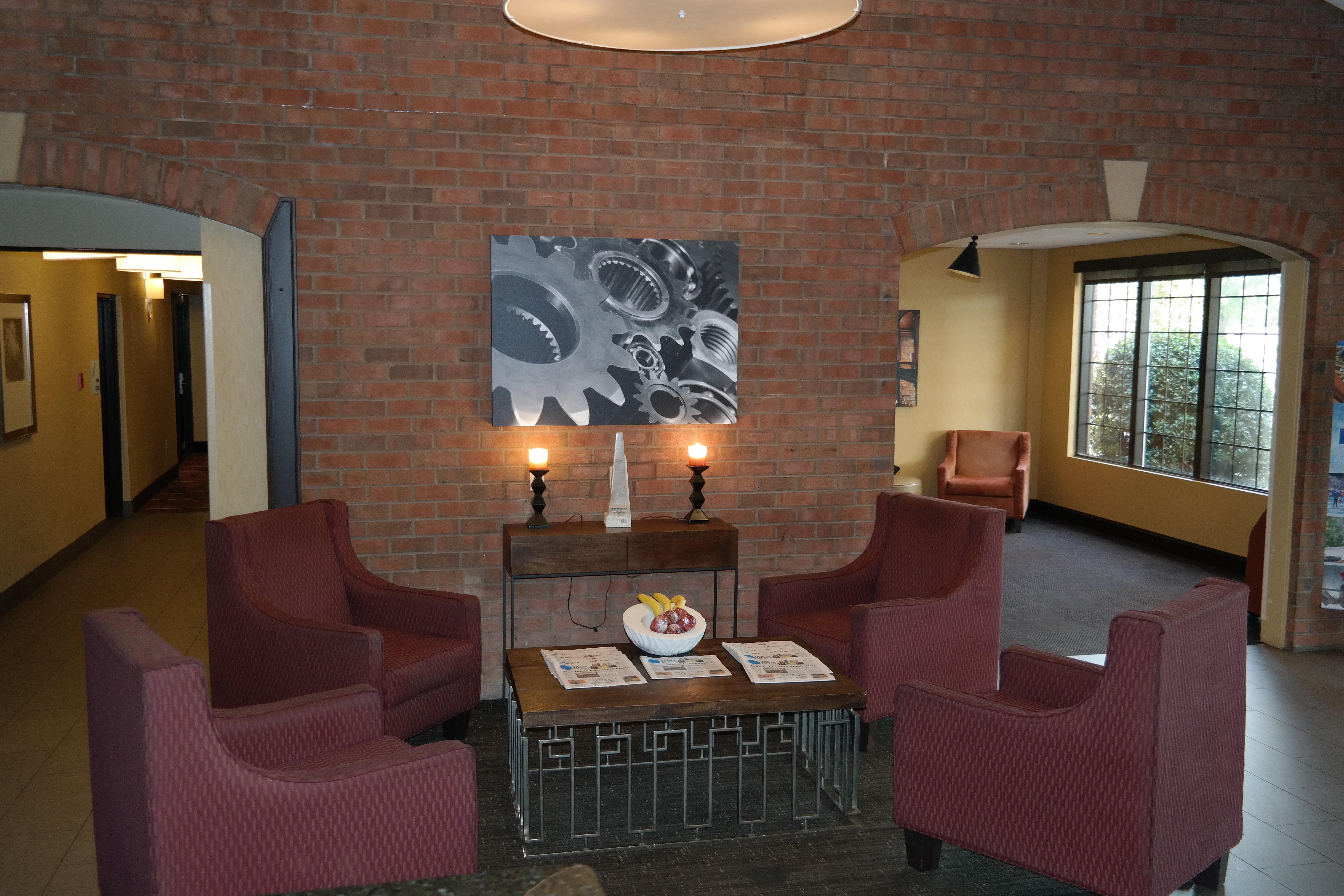 Holiday Inn Express Fredericksburg - Southpoint By Ihg Екстер'єр фото