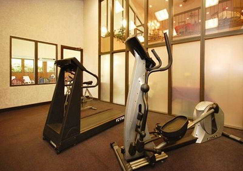 Holiday Inn Express Fredericksburg - Southpoint By Ihg Екстер'єр фото